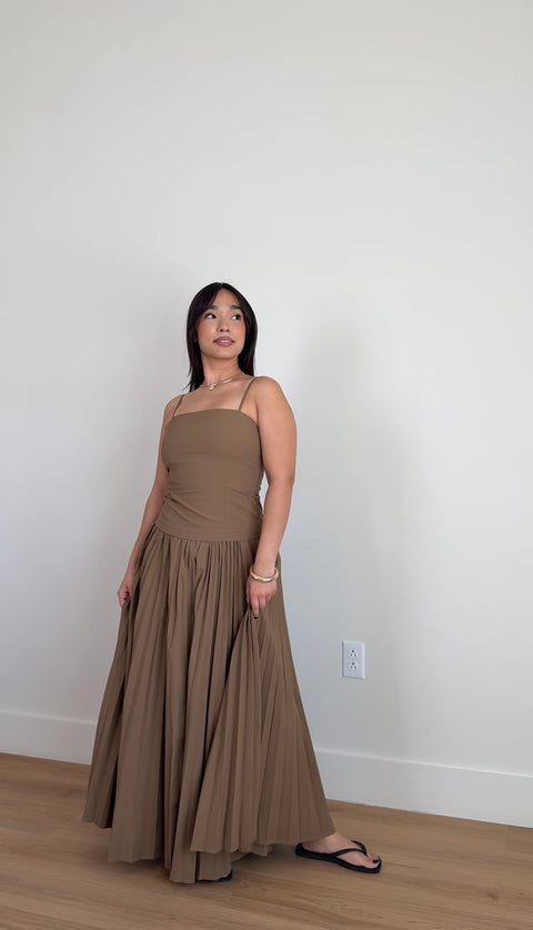 Celine Midi